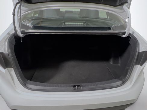 Used 2024 Toyota Corolla LE FWD image 34