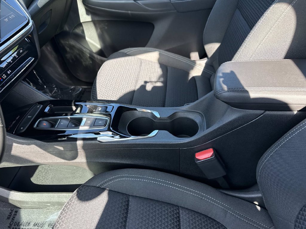 Used 2022 Chevrolet Bolt EUV LT FWD image 16