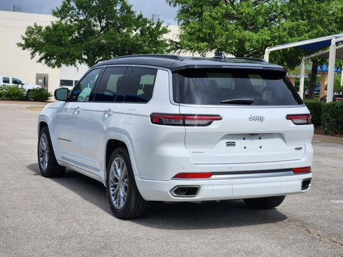 Used 2025 Jeep Grand Cherokee L Summit AWD/4WD image 4