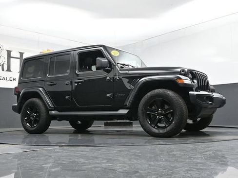 Used 2023 Jeep Wrangler Unlimited Sahara AWD/4WD image 2