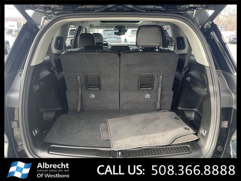 Used 2024 Jeep Grand Cherokee L Limited image 16