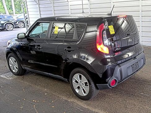 Used 2016 Kia Soul image 2