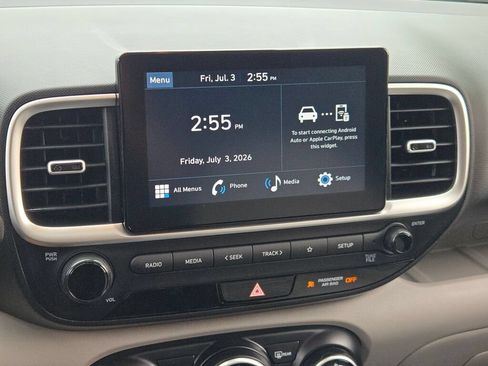 Used 2023 Hyundai Venue SEL FWD image 29