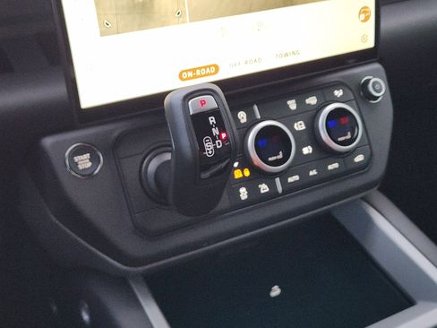 New 2026 Land Rover Defender 110 X image 20