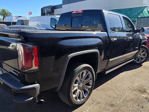 Used 2017 GMC Sierra 1500 Denali w/ Denali Ultimate Package AWD/4WD image 2