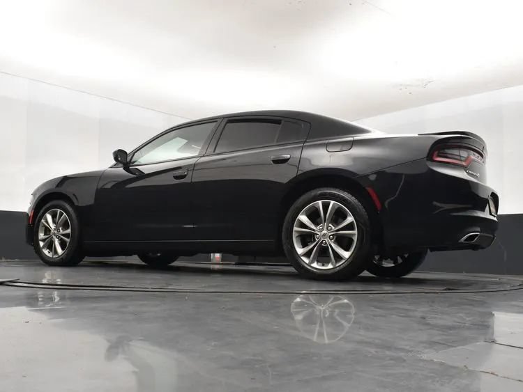 Used 2020 Dodge Charger SXT AWD/4WD image 12