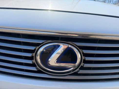 Used 2015 Lexus ES 300h FWD image 36