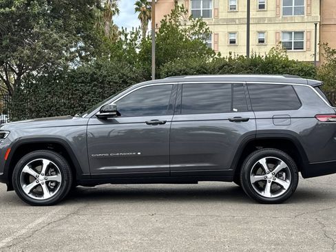 Used 2023 Jeep Grand Cherokee L Limited w/ Rear Seat Video Group I image 6