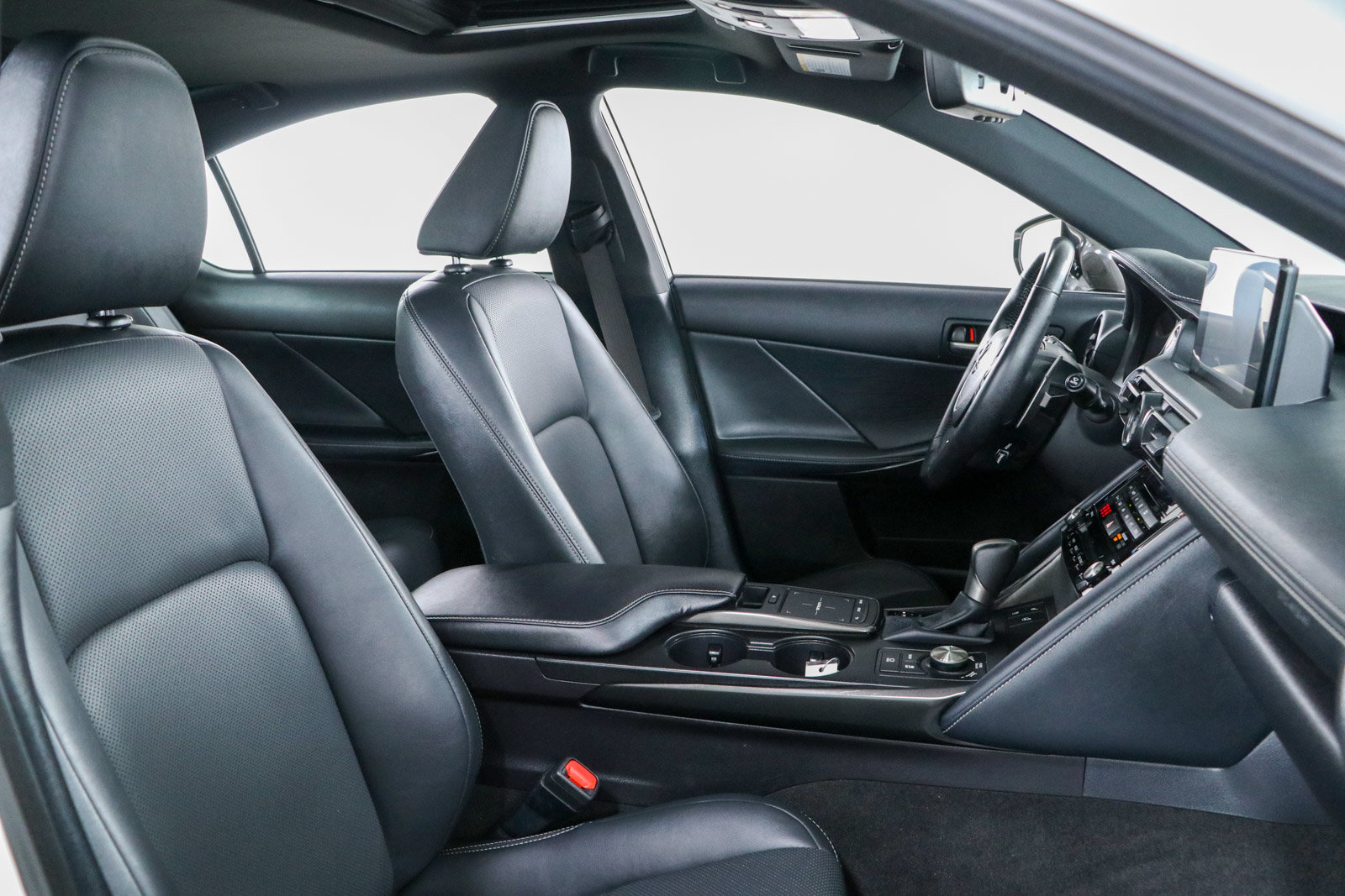 Used 2023 Lexus IS 300 w/ Premium Package RWD image 27