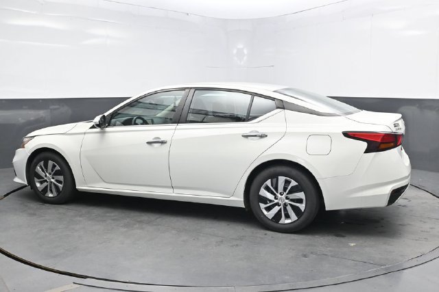 Used 2021 Nissan Altima 2.5 S FWD image 4