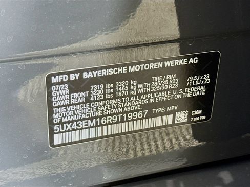 Used 2024 BMW ALPINA XB7 AWD/4WD image 35