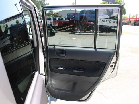 Used 2005 Scion xB image 14