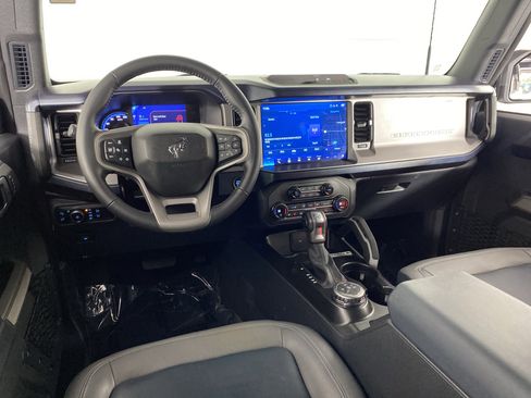 Used 2023 Ford Bronco Outer Banks image 20