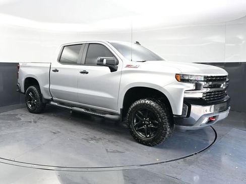 Used 2020 Chevrolet Silverado 1500 LT Trail Boss w/ Safety Package AWD/4WD image 7