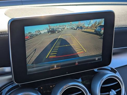 Used 2017 Mercedes-Benz GLC 300 4MATIC image 20