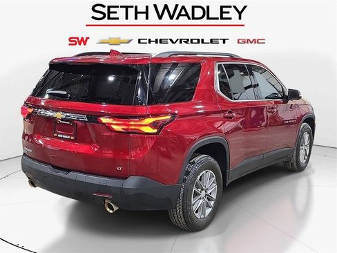 Used 2024 Chevrolet Traverse LT image 7