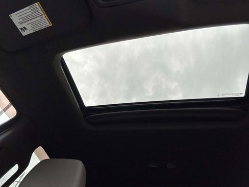 Used 2020 Chevrolet Silverado 1500 RST image 25