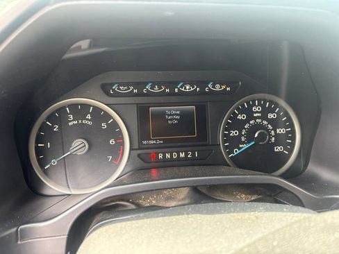 Used 2016 Ford F150 XLT w/ Equipment Group 302A Luxury AWD/4WD image 8