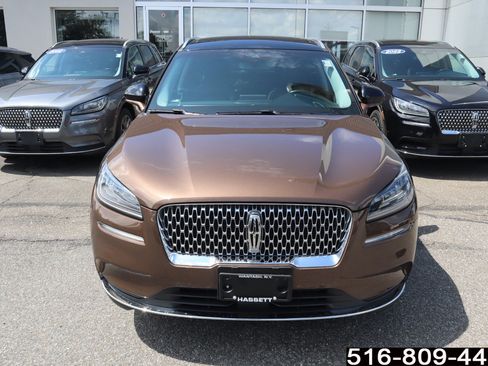 Used 2022 Lincoln Corsair AWD w/ Premium Package image 4