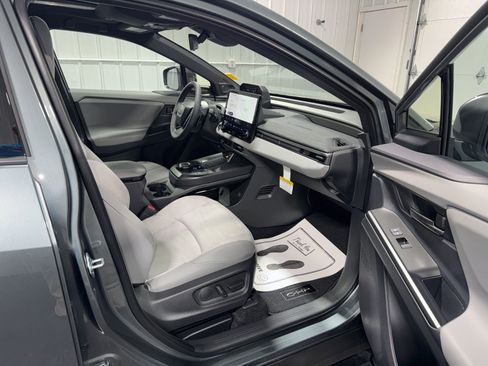 New 2026 Toyota C-HR AWD/4WD image 10