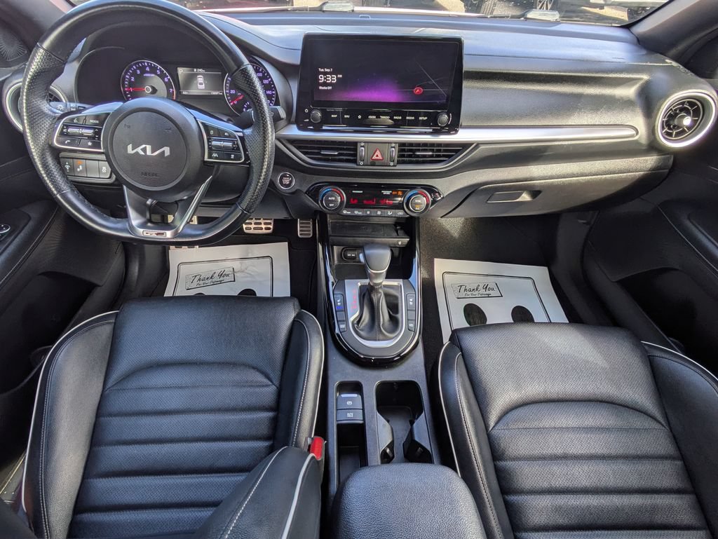 Used 2023 Kia Forte GT-Line w/ GT-Line Premium Package FWD image 13