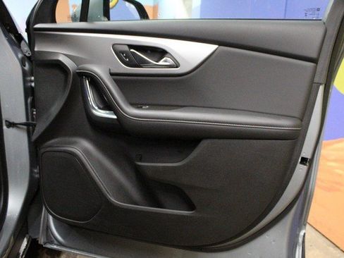 Certified 2024 Chevrolet Blazer LT w/ Convenience Package image 9