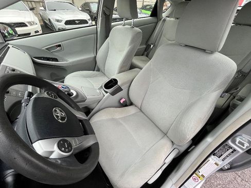 Used 2013 Toyota Prius Two FWD image 14