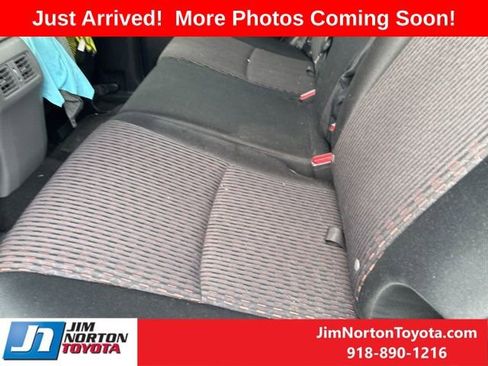 Used 2013 Toyota 4Runner SR5 image 9