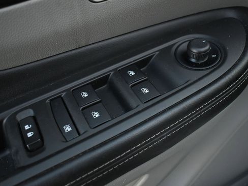 Used 2013 Buick Encore Premium image 13