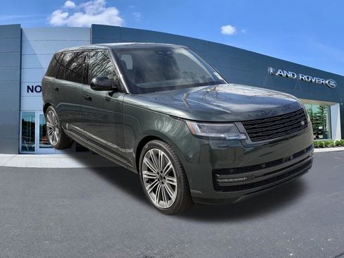 New 2026 Land Rover Range Rover Long Wheelbase SE AWD/4WD image 3
