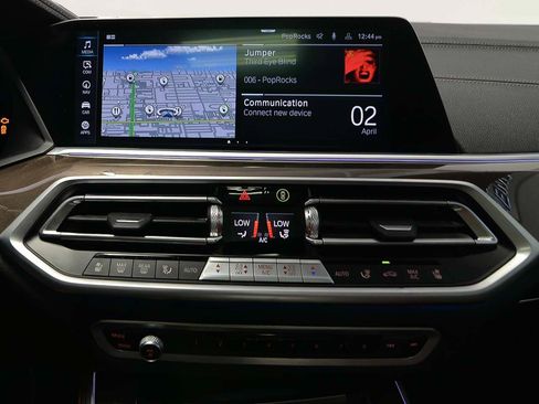 Certified 2022 BMW X5 xDrive45e image 15