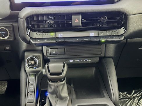 Used 2024 Toyota Land Cruiser image 13