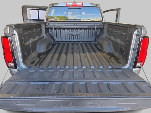 Used 2025 Chevrolet Colorado ZR2 w/ ZR2 Bison Edition AWD/4WD image 15