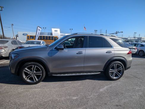 Used 2021 Mercedes-Benz GLE 350 w/ Premium Package image 2