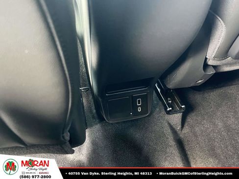 Certified 2023 Buick Encore GX Preferred w/ Cold Weather Comfort Package AWD/4WD image 13