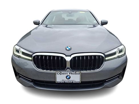 Used 2023 BMW 530i xDrive w/ Convenience Package AWD/4WD image 2