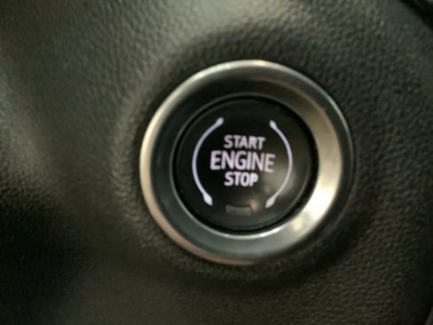 Used 2020 GMC Sierra 1500 AT4 w/ AT4 Premium Package image 18