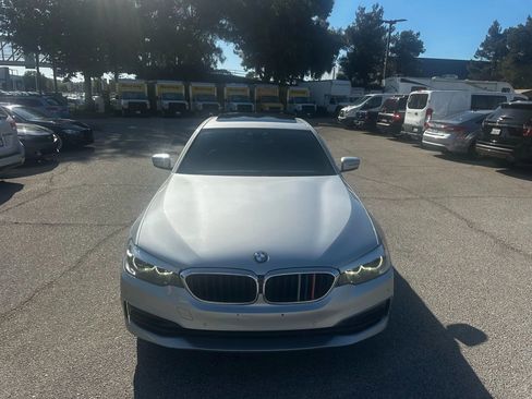 Used 2019 BMW 530i image 3