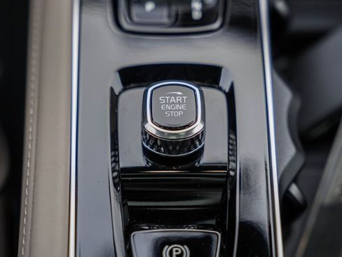 New 2026 Volvo XC90 T8 Plus image 24