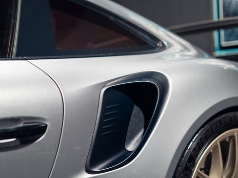 Used 2019 Porsche 911 GT3 RS RWD image 35