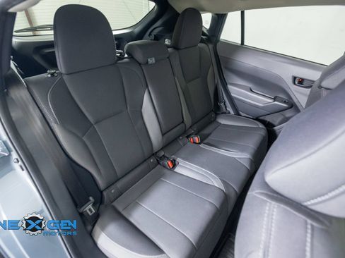 Used 2025 Subaru Crosstrek 2.5i Premium AWD/4WD image 36