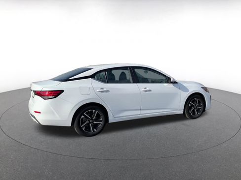 Used 2025 Nissan Sentra SV image 15