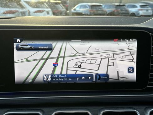 Used 2025 Mercedes-Benz GLS 450 4MATIC image 26