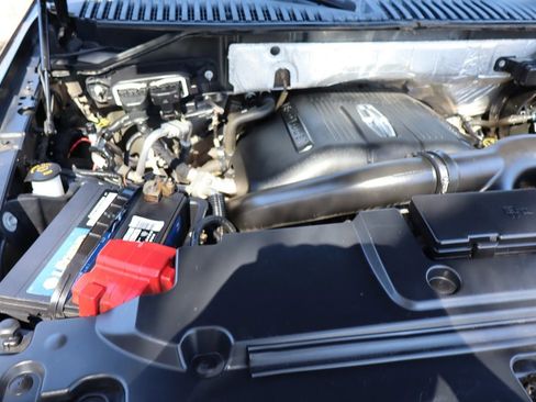 Used 2015 Lincoln Navigator 4WD image 39