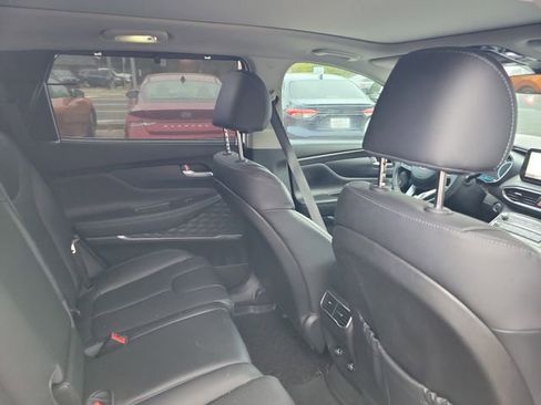 Used 2023 Hyundai Santa Fe SEL w/ Premium Package image 32