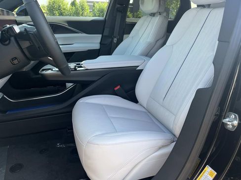 New 2026 Cadillac Lyriq Signature Sport RWD image 21