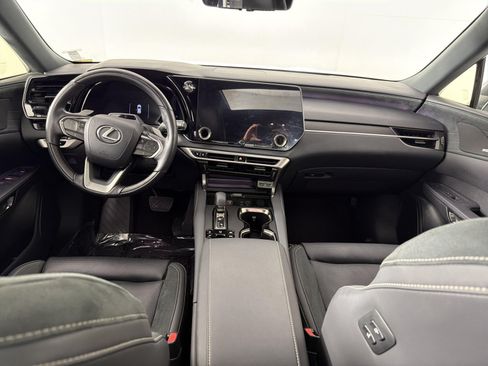 Certified 2025 Lexus RX 450h AWD w/ Convenience Package image 28