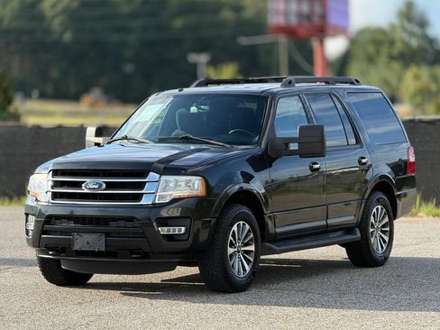 Used 2015 Ford Expedition XLT AWD/4WD image 6