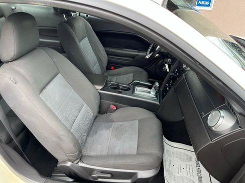 Used 2008 Ford Mustang Premium image 23