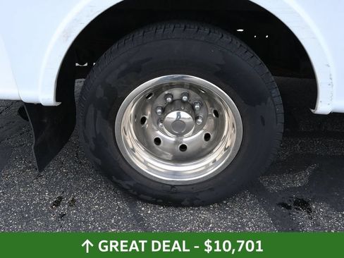 Used 2003 Ford E-450 and Econoline 450 RWD image 17